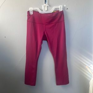 Brooks Women’s Medium Burgundy Run Happy Leggings athletic sporty run outdoors
